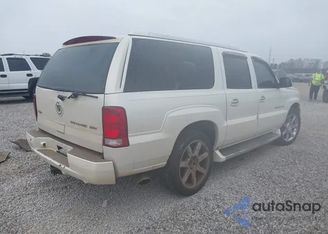 2004 Cadillac Escalade Esv Standard z USA, uszkodzony, nr VIN 3GYFK66N34G169158